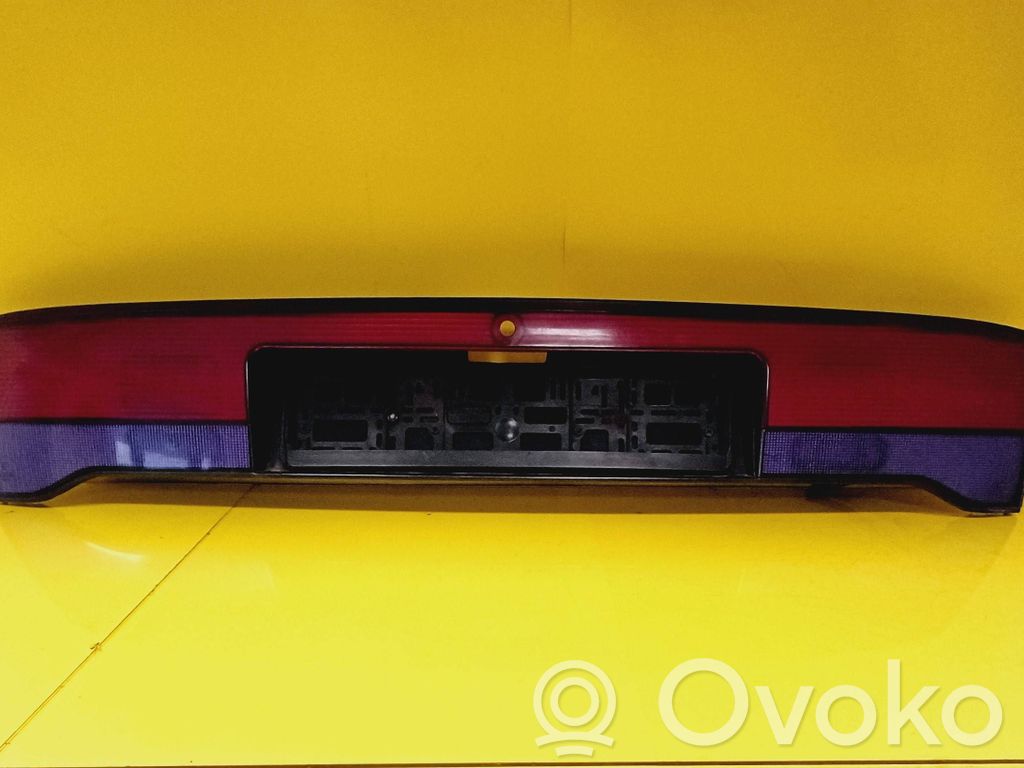 Renault Safrane Lampy tylnej klapy bagażnika 