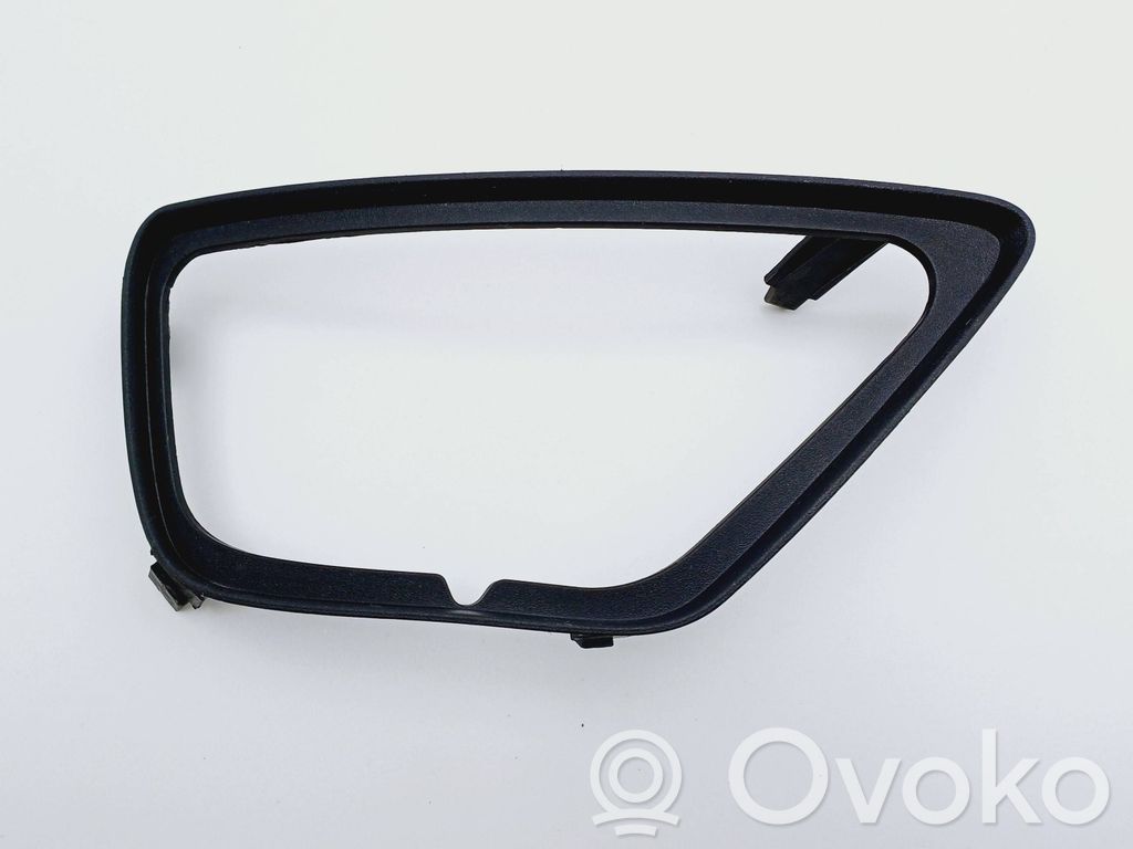 Etusumuvalon ritilä   2M5119952