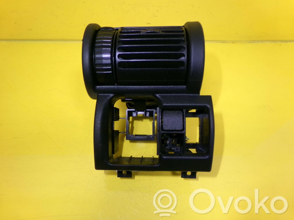 Opel Corsa B Sānu gaisa režģis 