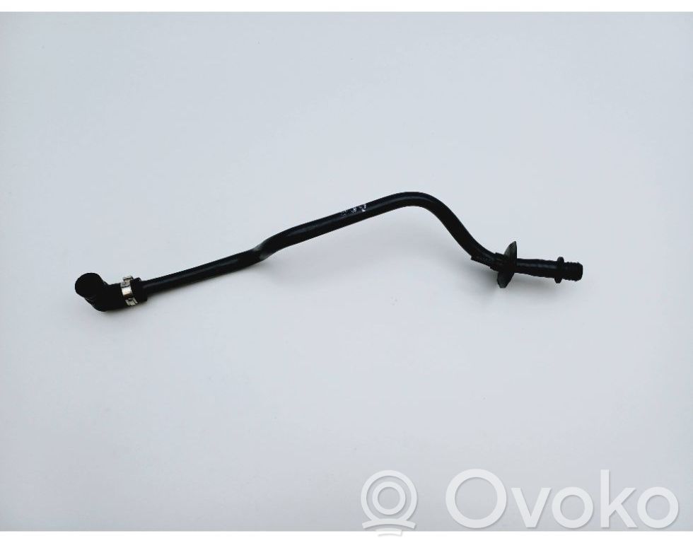 Audi A4 S4 B5 8D Conductă/furtun vacuum 