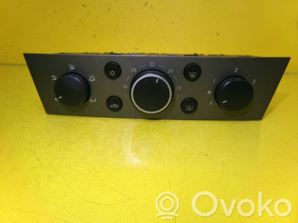 Climate control unit   74670704