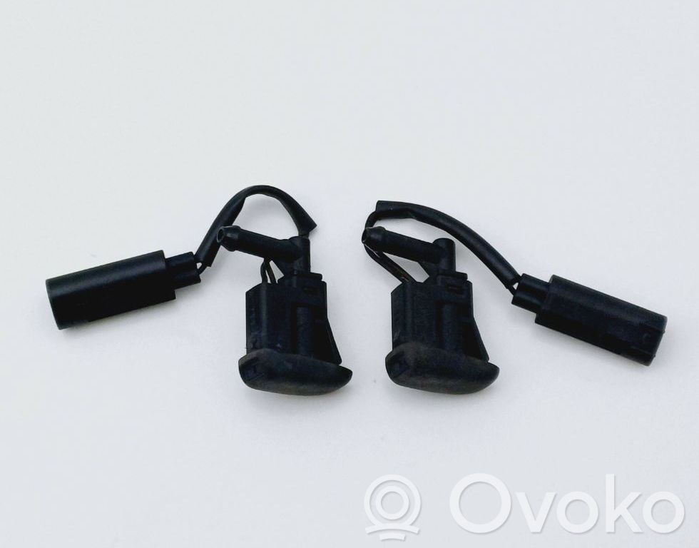 Buse de lave-glace   7110851,61667110851