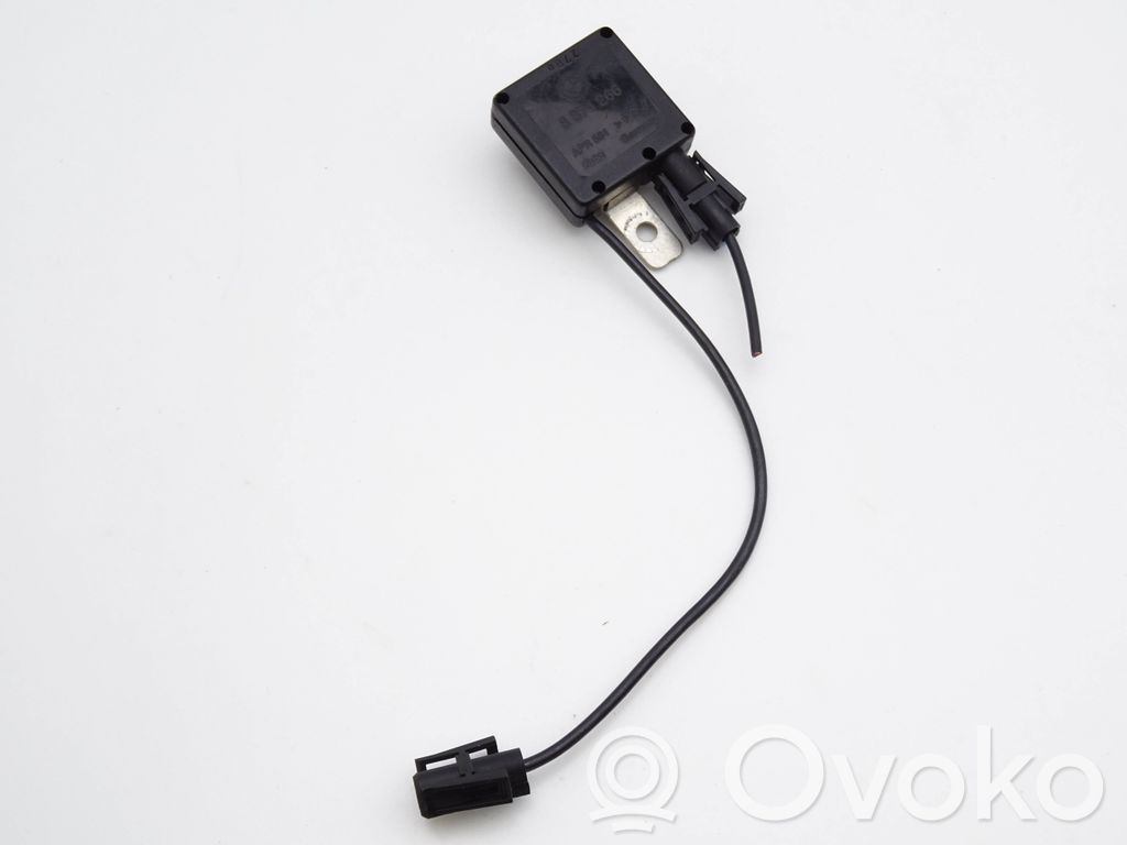 BMW 5 E39 Antenos stiprintuvas 