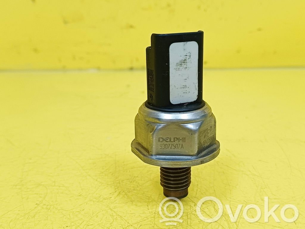 Renault Scenic II -  Grand scenic II Fuel pressure sensor 