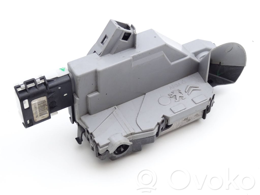 Citroen C5 Priekšpusē slēdzene 