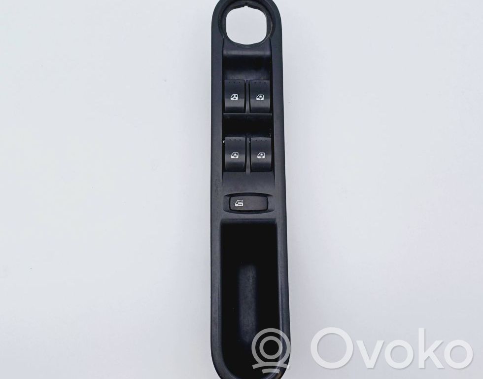 Renault Espace IV Electric window control switch 