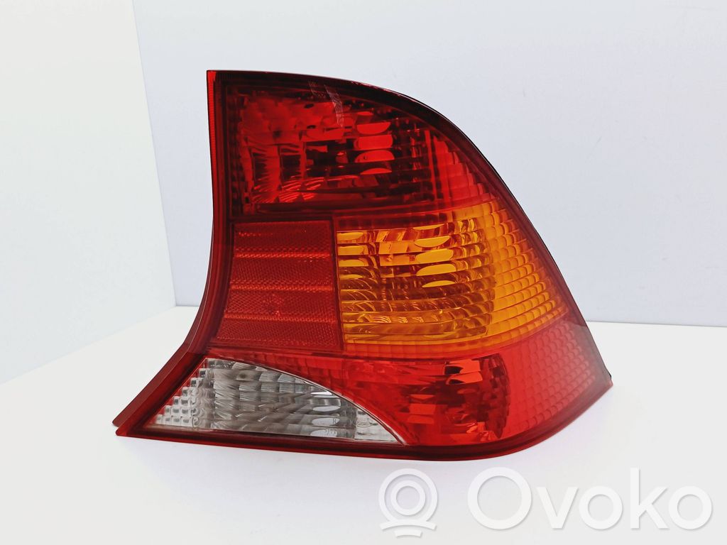 Ford Focus Aizmugurējais lukturis virsbūvē 