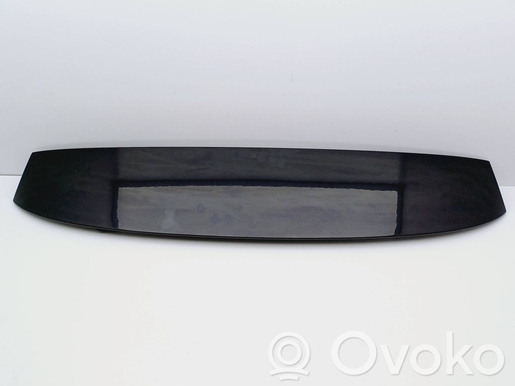Tailgate/trunk spoiler   8235987