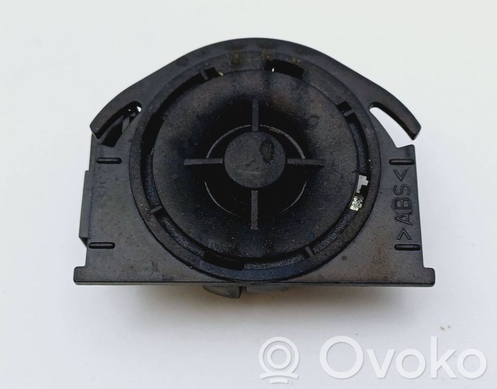 Opel Corsa B Etuoven kaiutin 