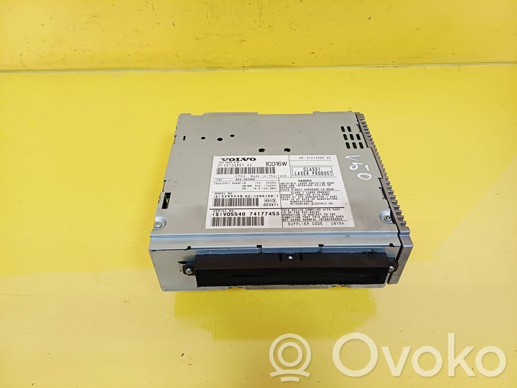 Volvo V50 Radio/CD/DVD/GPS head unit 