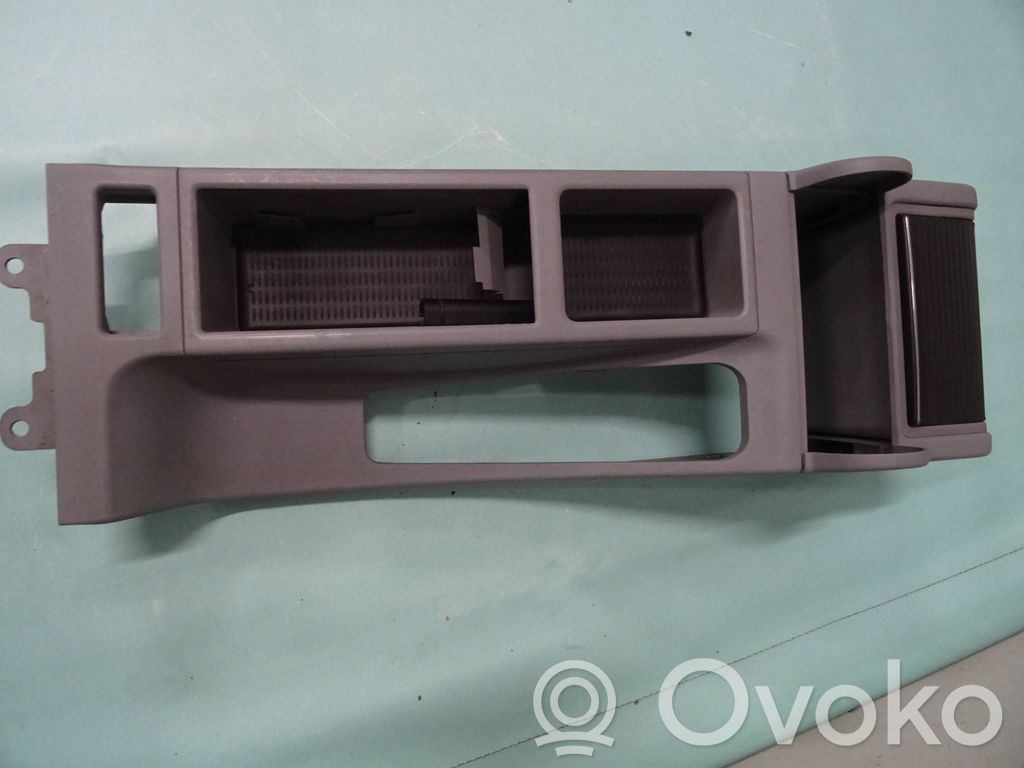 BMW 3 E46 Centrinė konsolė 