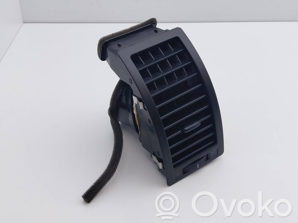 Volkswagen Polo IV 9N3 Garniture, panneau de grille d'aération latérale
