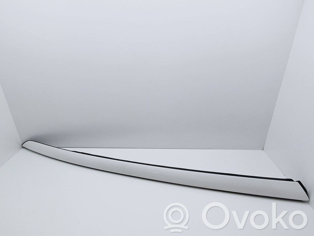 Citroen C4 II Picasso Rivestimento parabrezza