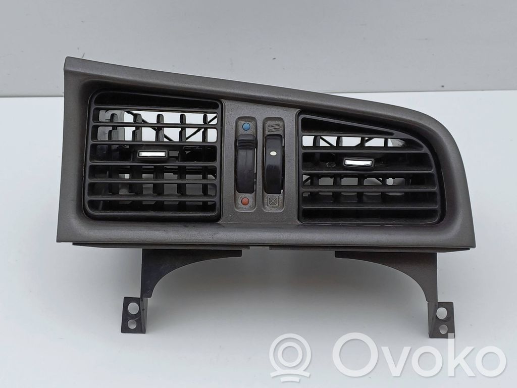 Nissan Primera Luftausströmer Lüftungsdüse Luftdüse Mitte 