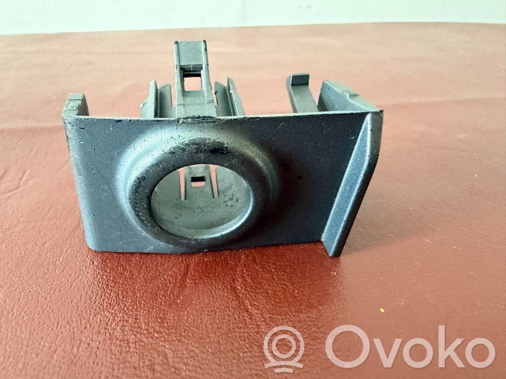 Front parking sensor holder (PDC)   8W6919267C,8W6919267C