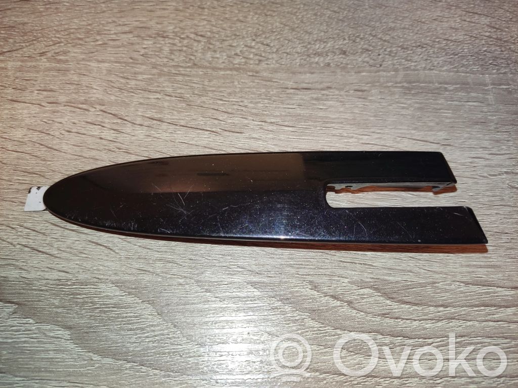 BMW M4 F82 F83 Dekoratīva jumta lenta – "moldings" 