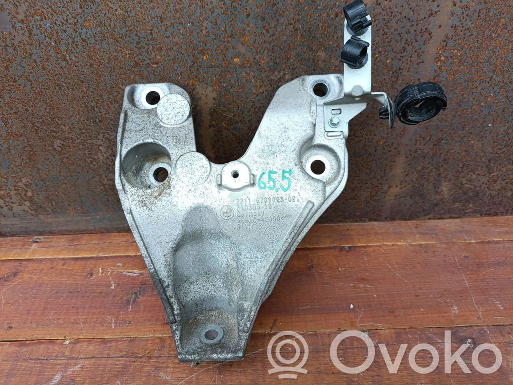 Engine mounting bracket   6797831,22116797831