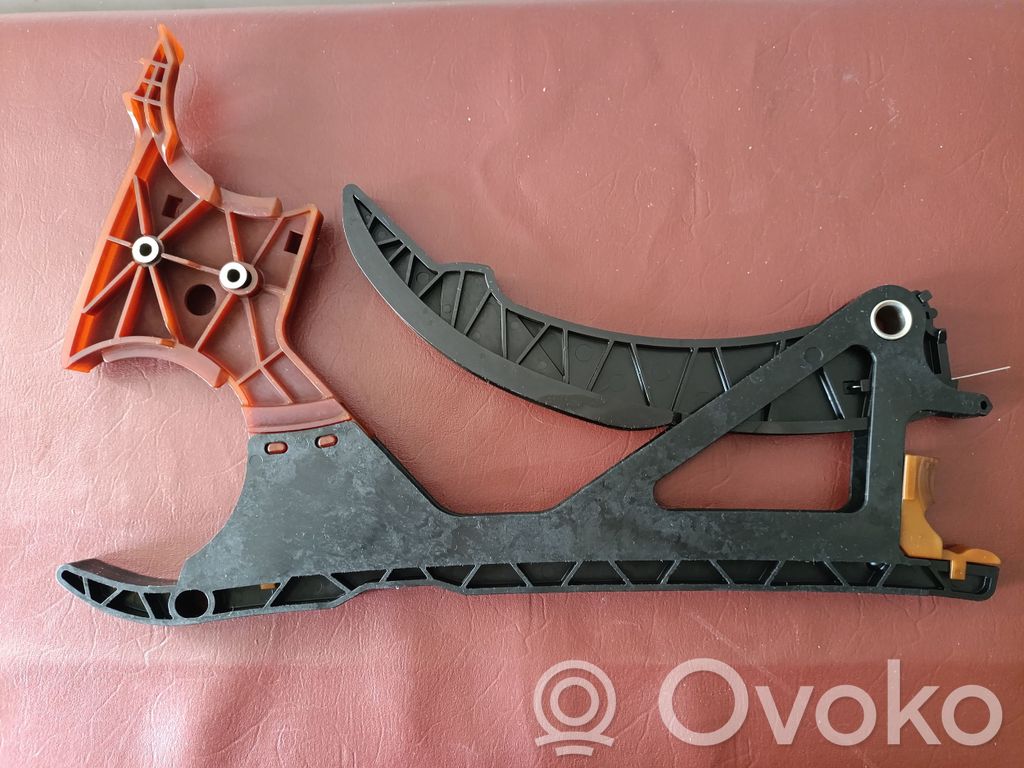 BMW M3 F80 Slide rail for timing chain 