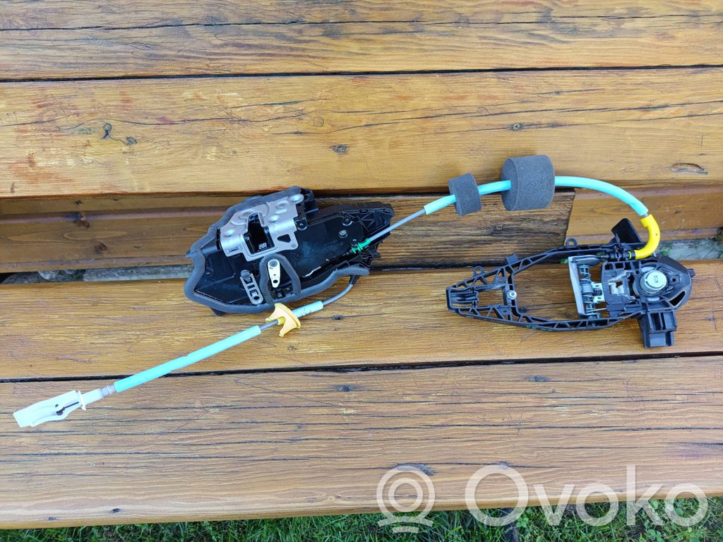 BMW 3 G20 G21 Priekšpusē slēdzene 