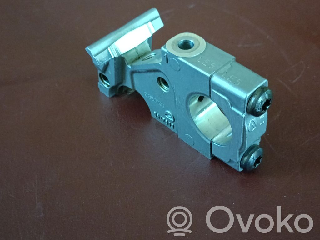 BMW X5 F15 Camshaft holder bracket 