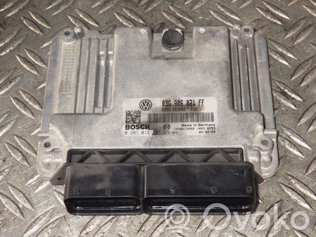 Volkswagen Caddy Engine control unit/module 