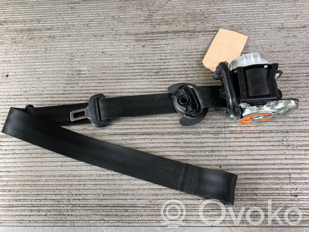 Cinturón delantero   8V3857705D