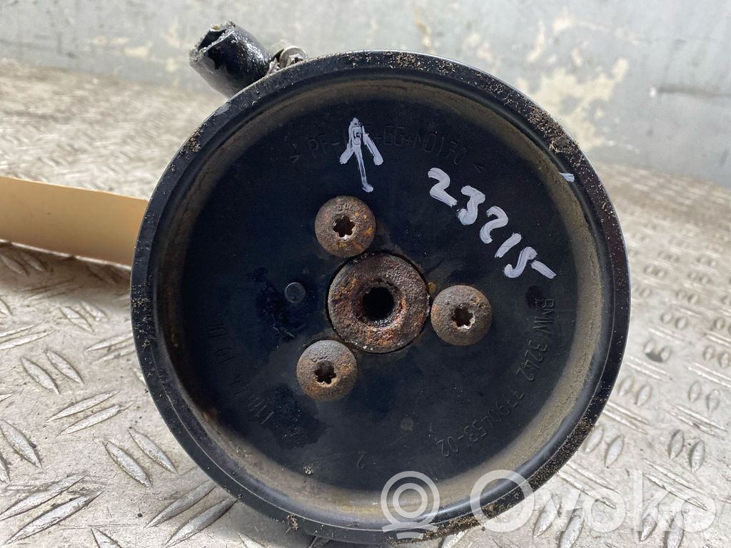 Bomba de dirección hidráulica   6768155
