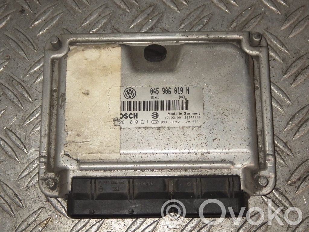 Unidad de control/módulo del motor   0281010211