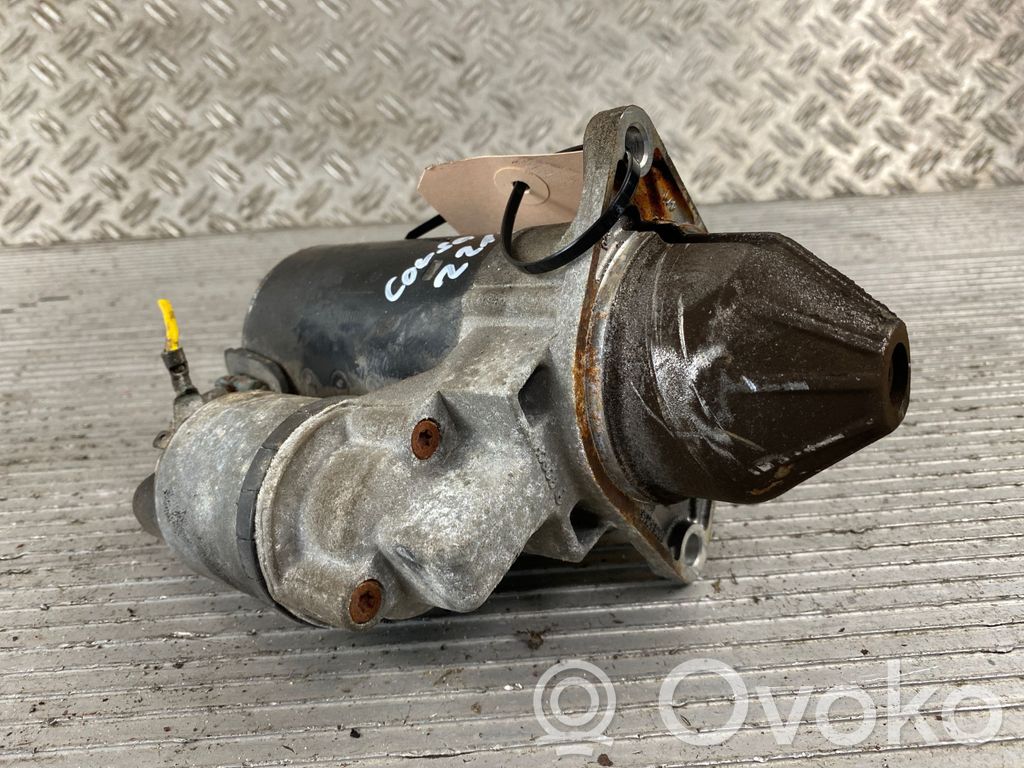 Opel Corsa D Стартер 