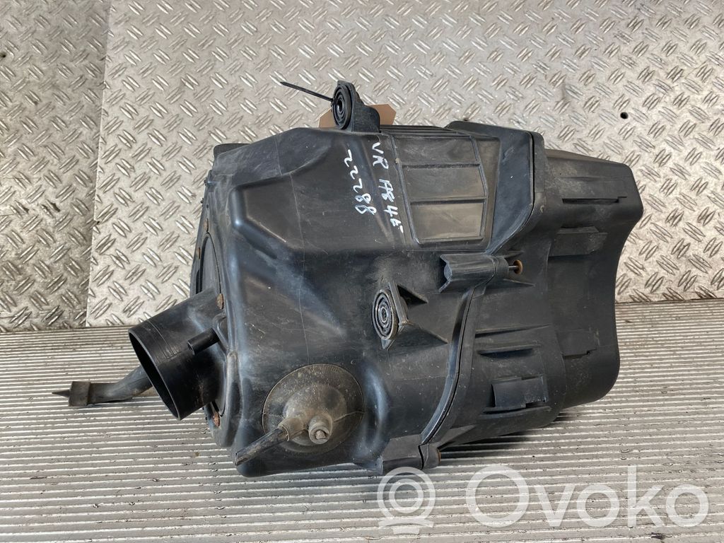 Audi A8 S8 D3 4E Ilmansuodattimen kotelo 