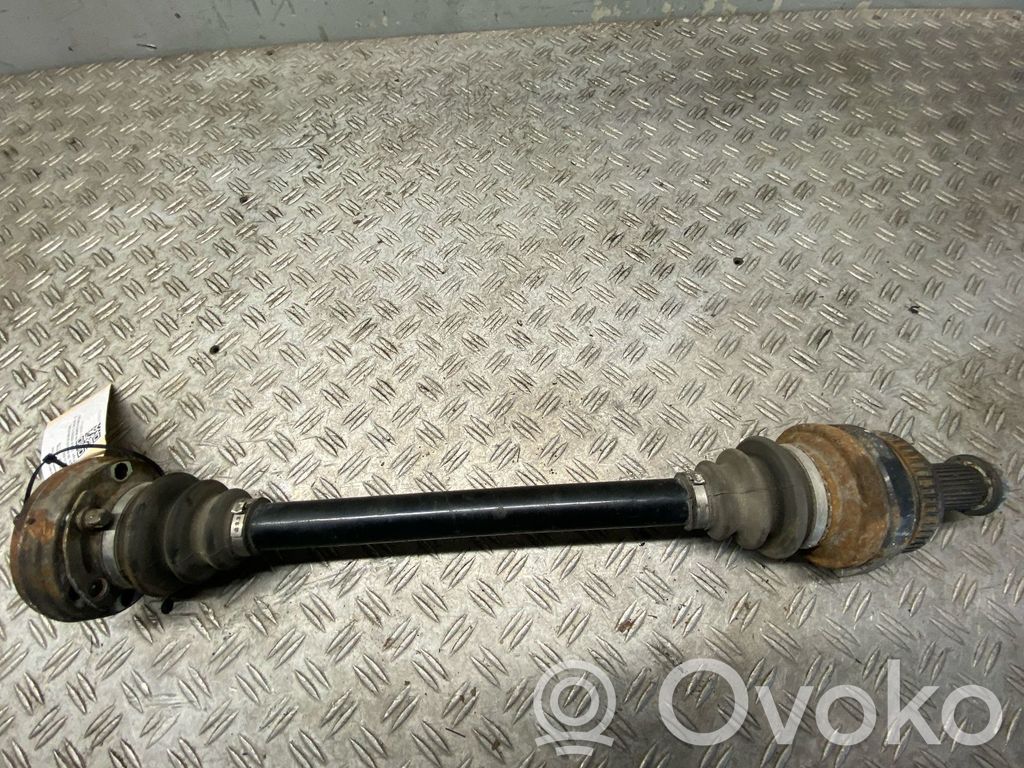 BMW X3 E83 Aizmugurējā pusass 