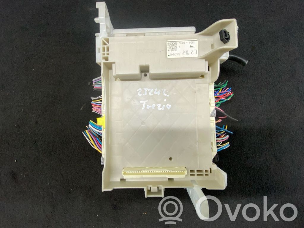 Módulo de fusible   8273052L70C
