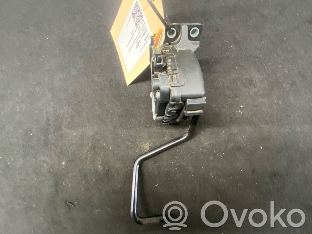 Akceleratoriaus pedalas   4X439F836AE