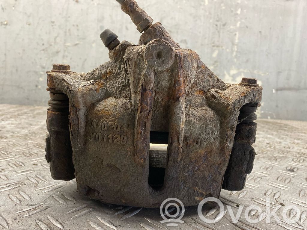 Передний суппорт   C2S12636
