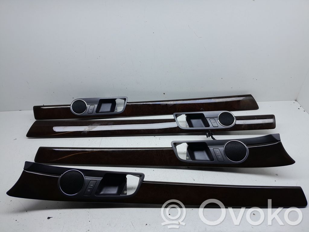 Volkswagen Phaeton Set di rivestimento del pannello della portiera 