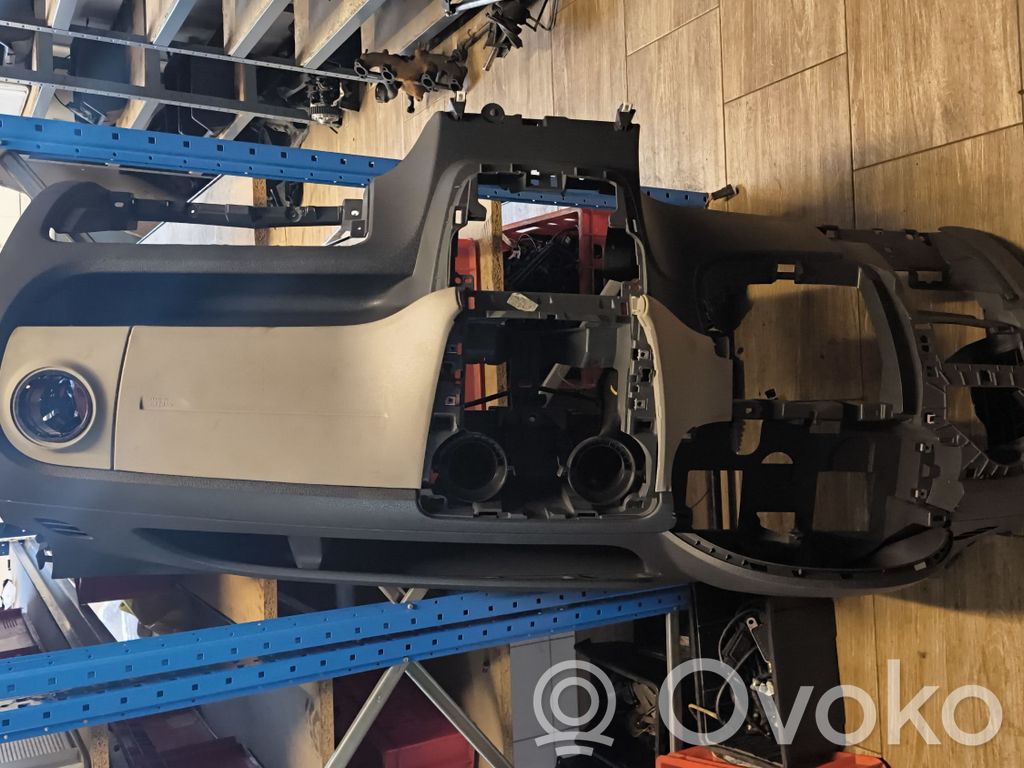 Dacia Dokker Kojelauta 