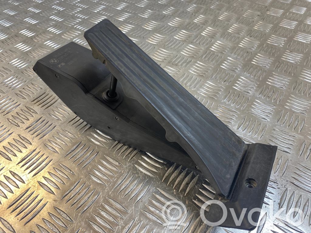 Accelerator throttle pedal   6766930,25916010,300404