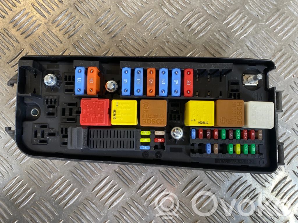 Opel Signum Fuse module 