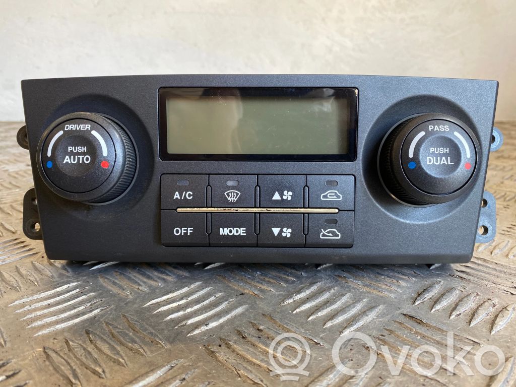 KIA Sorento Climate control unit 