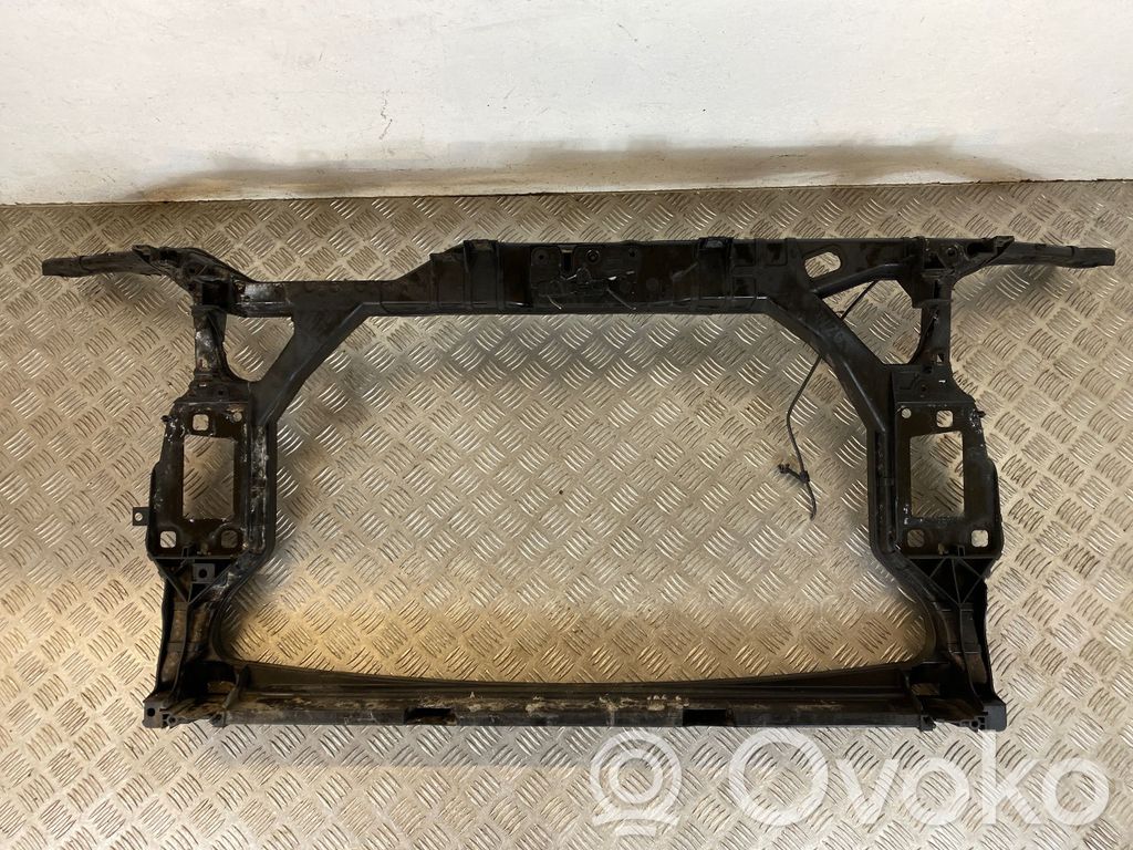 Audi A4 S4 B8 8K Pas przedni 