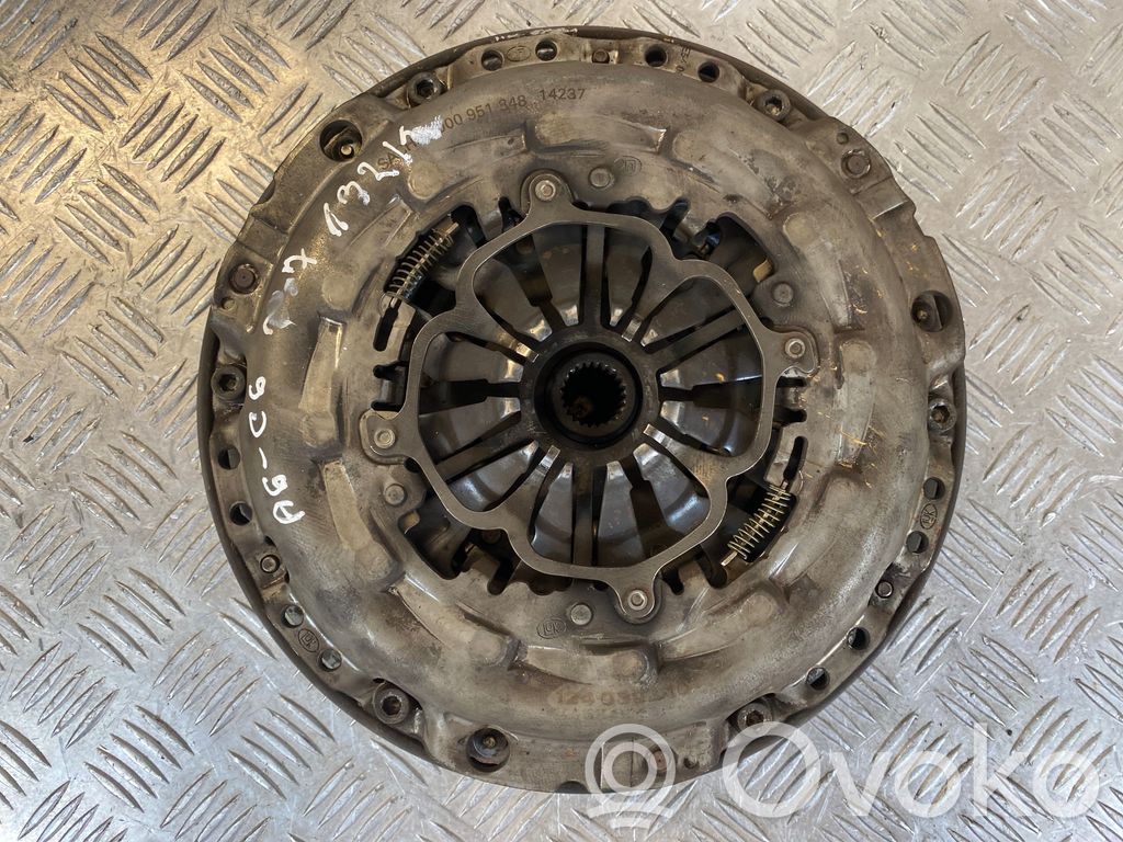 Audi A6 S6 C6 4F Sankabos komplektas 