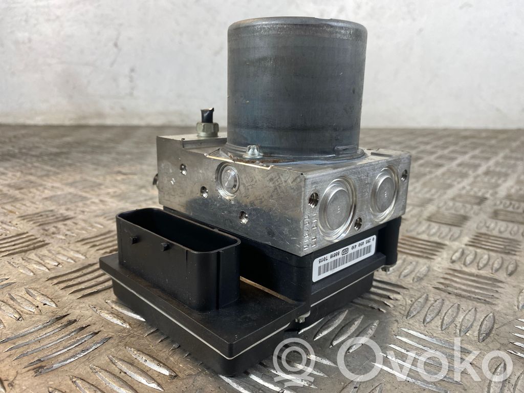 BMW 3 E90 E91 ABS Pump 