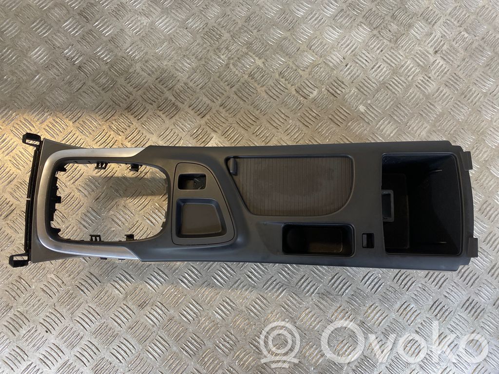 Opel Insignia A Center console 
