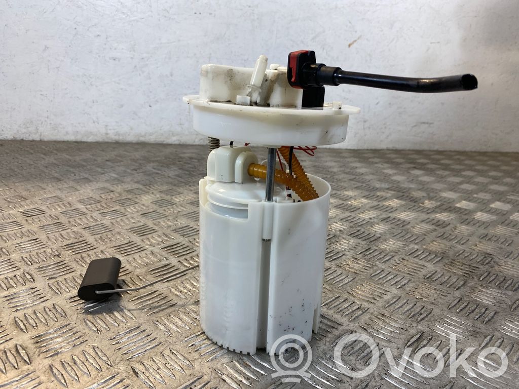 Ford Transit Courier Bomba interna de combustible 