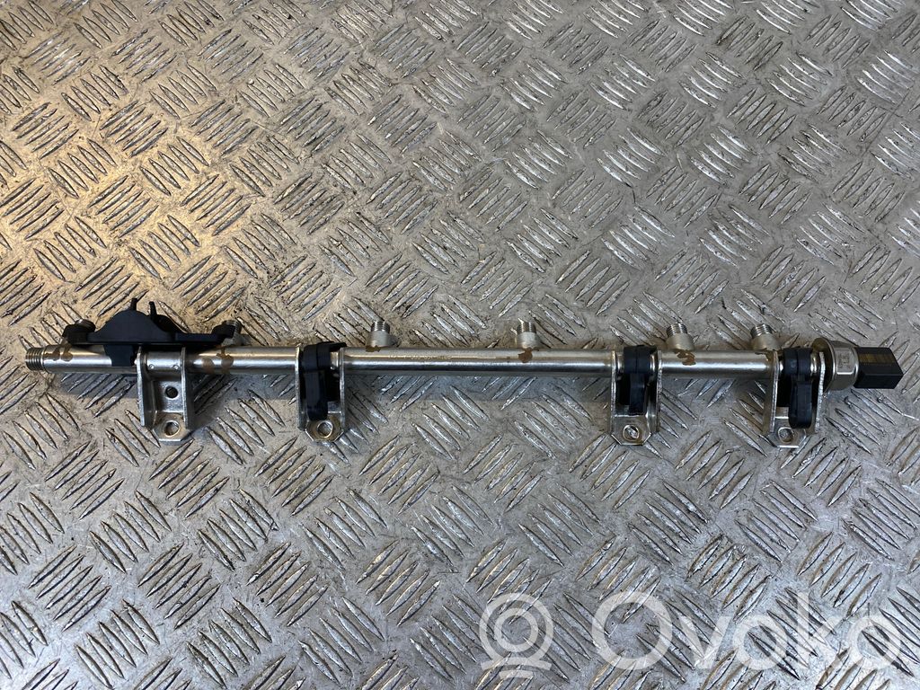 BMW 3 E90 E91 Fuel main line pipe 