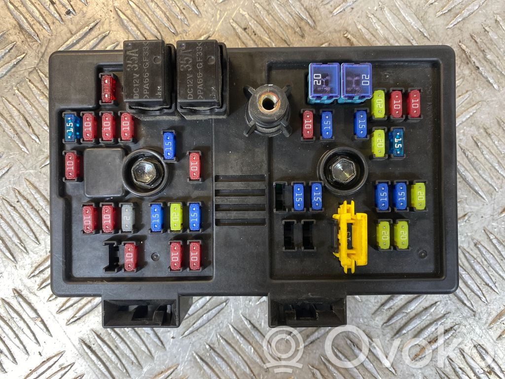 Chevrolet Captiva Module de fusibles 