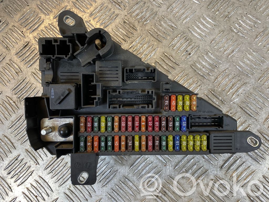 Module de fusibles   6906618,518956040