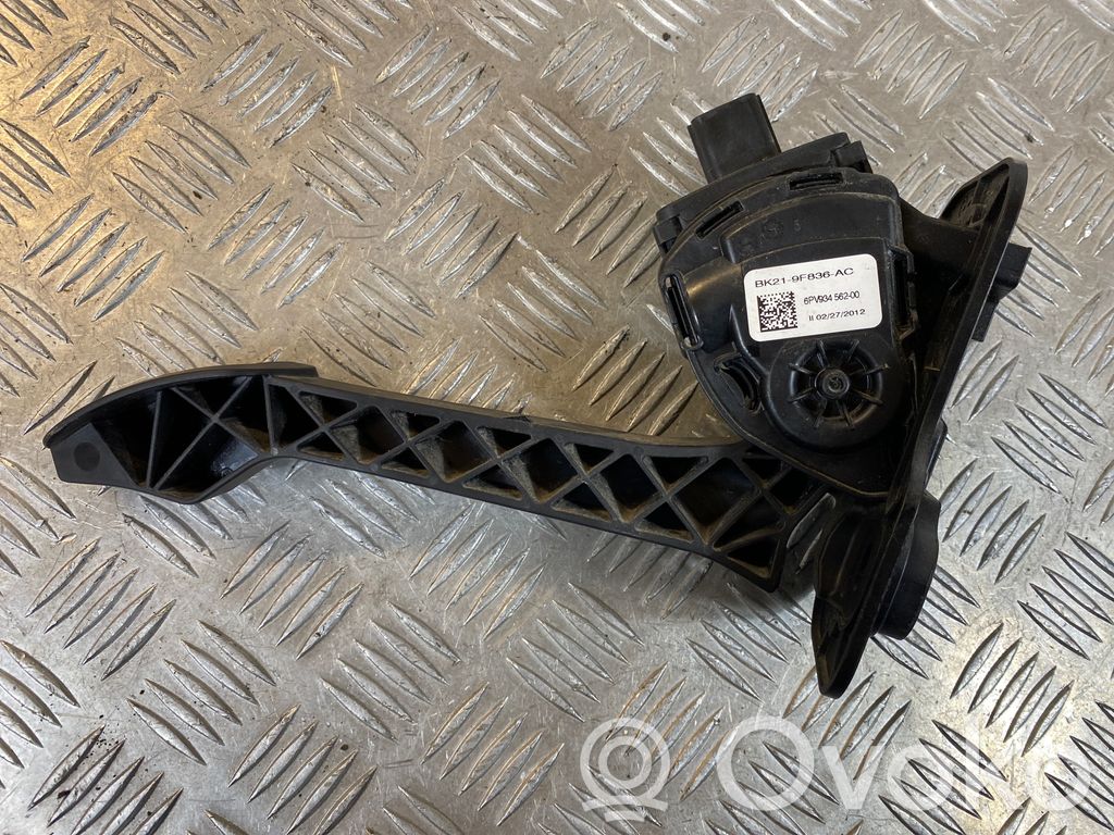 Accelerator throttle pedal   BK219F836AC,6PV93456200,1102272012