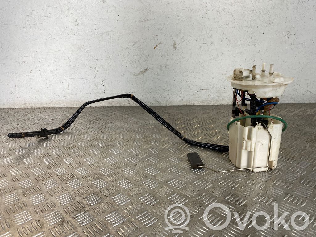 Opel Insignia A Bomba interna de combustible 