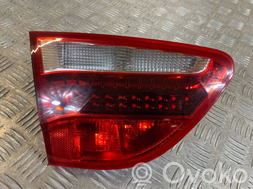 Seat Exeo (3R) Lampă spate în capacul portbagajului 